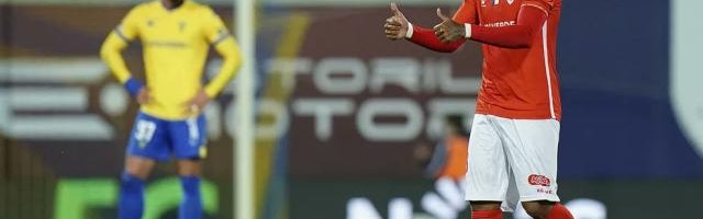 泰山重组洋枪团克雷桑+1？葡超前锋最快三月底启程