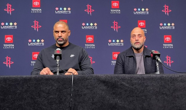 九游体育-火箭队将积极在NBA买断市场补强阵容|斯通|休斯敦火箭队|NBA交易截止日|交易|球员_新浪体育_新浪新闻