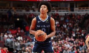 末节狂轰16分带队逆转！韦尔斯16中7拿下23分7板3助1断