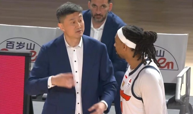 九游体育官网-广东男篮主教练杜锋遭痛批，北京麦基首秀一般，山东新外援被看衰