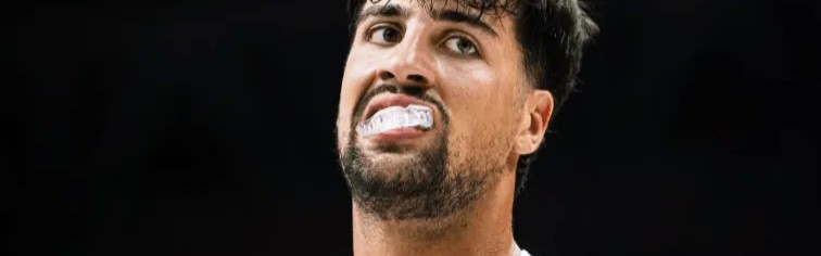 九游体育-以色列乔丹！阿夫迪亚全场10中7，得到23分8篮板2助攻5抢断