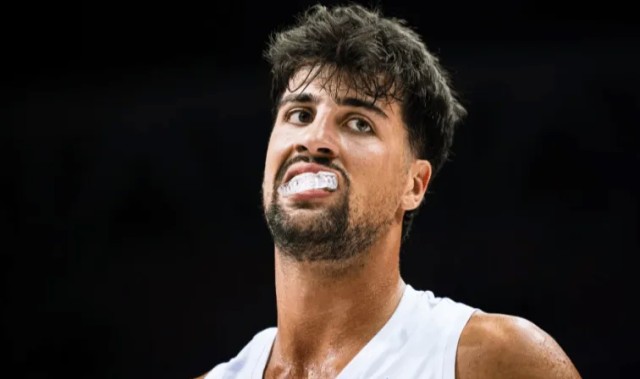 九游体育-以色列乔丹！阿夫迪亚全场10中7，得到23分8篮板2助攻5抢断