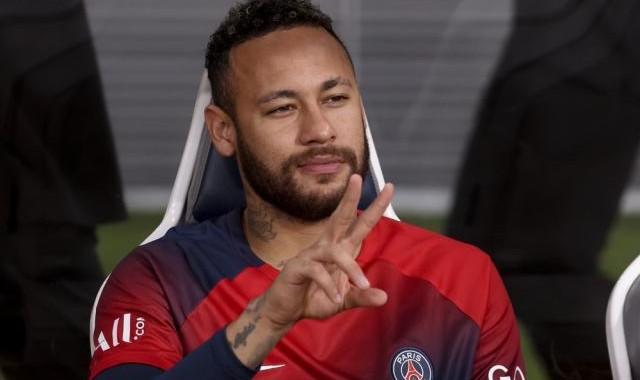 九游体育-内马尔签约利雅得新月2年 每年1.6亿欧 转会费1亿