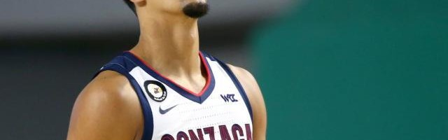 九游体育-各队夏季联赛值得关注球员（下）二年级秀展现自我