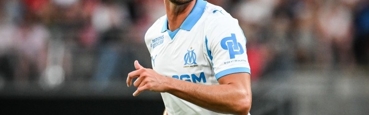 九游体育-迪马：AC米兰正在等待拉比奥特、乔-戈麦斯的答复，谈判正在继续